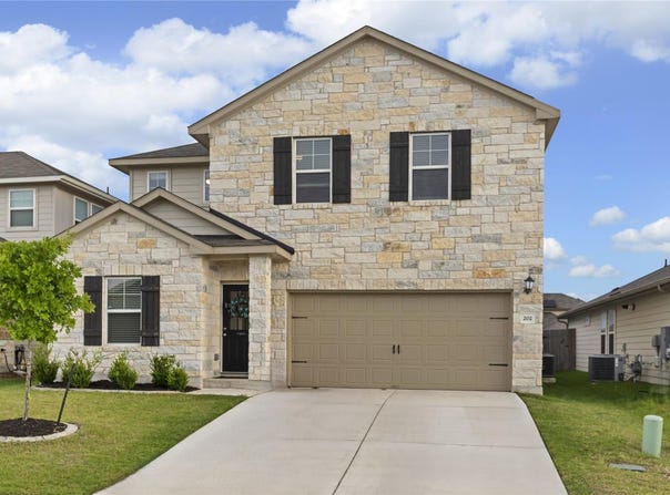 202 Grapefruit RD, Hutto, TX 78634