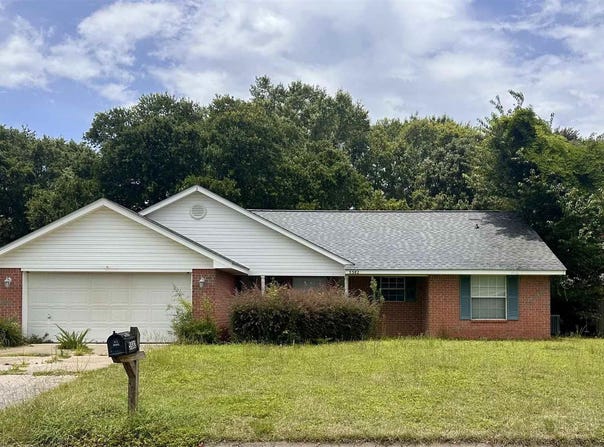 5582 Berrybrook Cr, Pace, FL 32571