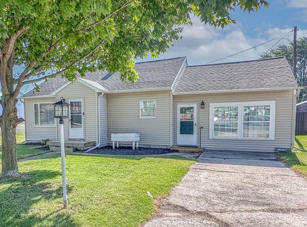 148 N Eddy Street, Merrill, MI 48637