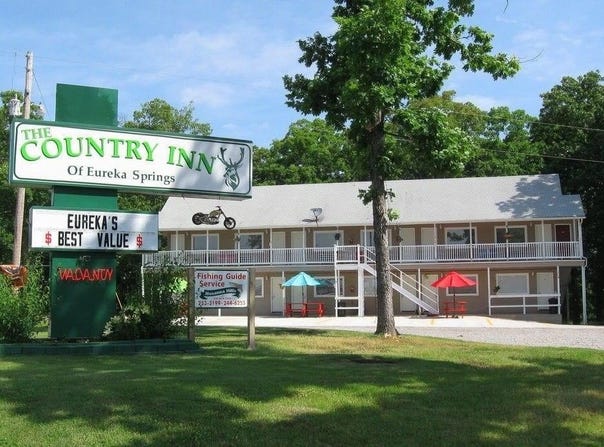 14582 Hwy 62 W Unit #9, Eureka Springs, AR 72632