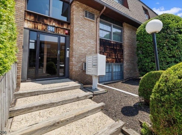 412-432 Broad Way, Passaic City, NJ 07055-1932