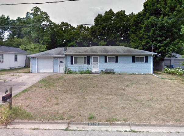 8830 Balmoral Street, Portage, MI 49002