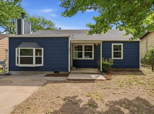 1612 N Cron, Augusta, KS 67010