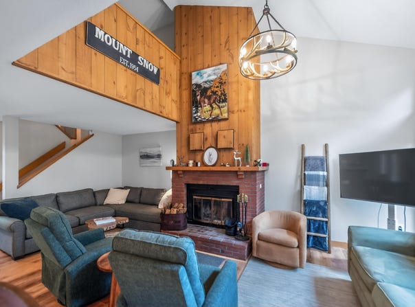 15B Snow Tree Lane, Dover, VT 05356