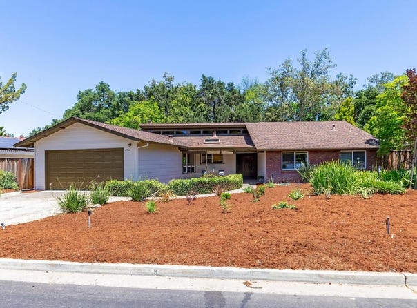 10364 Creston DR, CUPERTINO, CA 95014