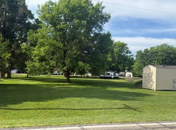 Falcon Way, Warsaw, MN 55087