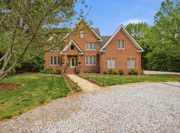1149 Waters Road, Chesapeake, VA 23322