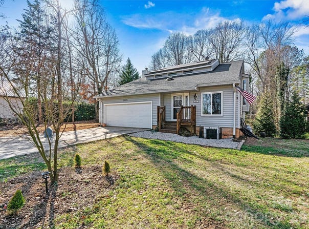 3995 Burton Lane, Denver, NC 28037