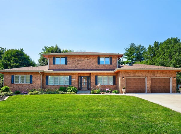 12960 Clark Street, Clive, IA 50325