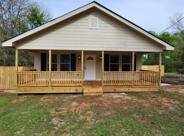 202 S Allen, Marshall, TX 75670