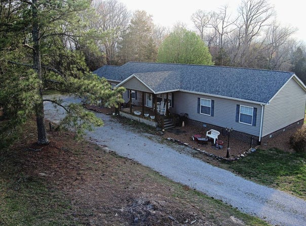 121 W Wilmouth Rd, Rickman, TN 38580