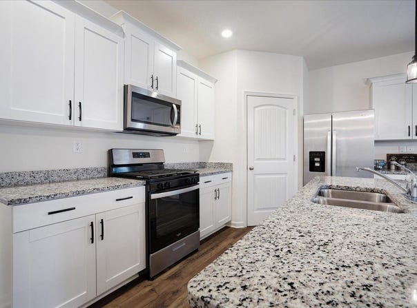 210 MEADOWLAND, Somerville, TN 38068