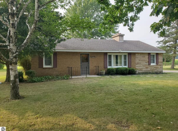 4600 W Van Buren Road, Alma, MI 48801