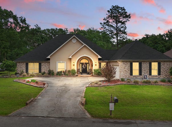 7524 Cherryhill Drive, Diamondhead, MS 39525