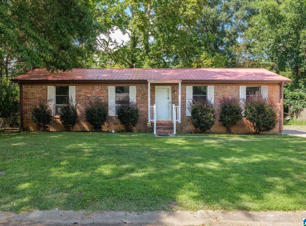 119 OPAL AVENUE, HUEYTOWN, AL 35023