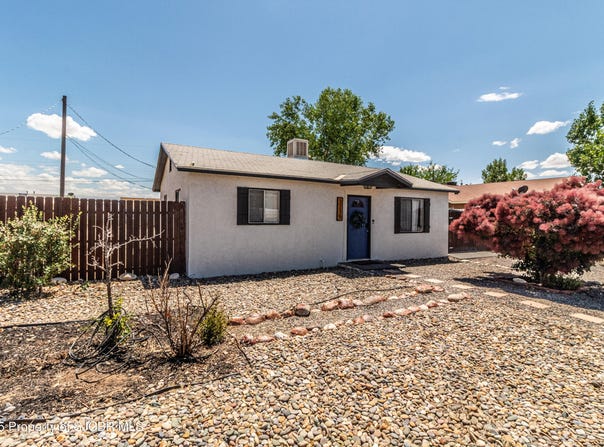 3239 SPENCER Drive, Farmington, NM 87401