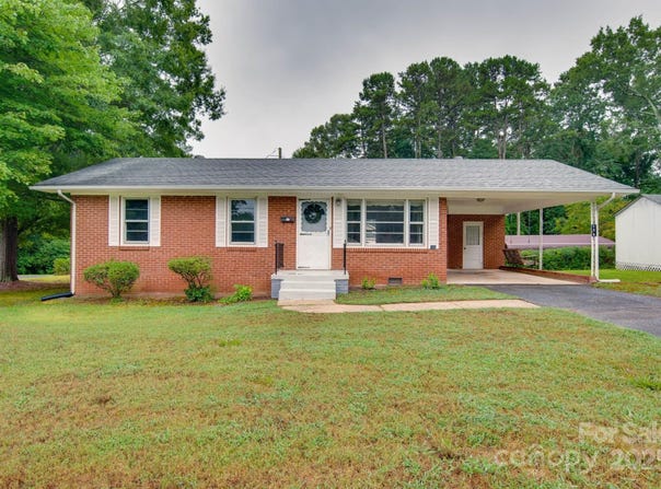 126 E Parkwood Street, Stanley, NC 28164