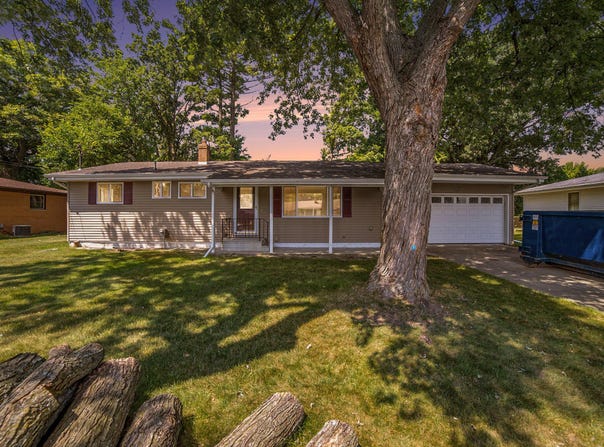 2577 Julianne Drive, Saginaw, MI 48603
