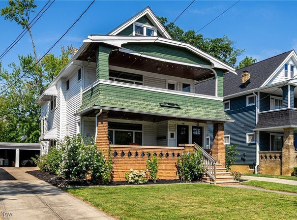 2186 Woodward Avenue, Lakewood, OH 44107