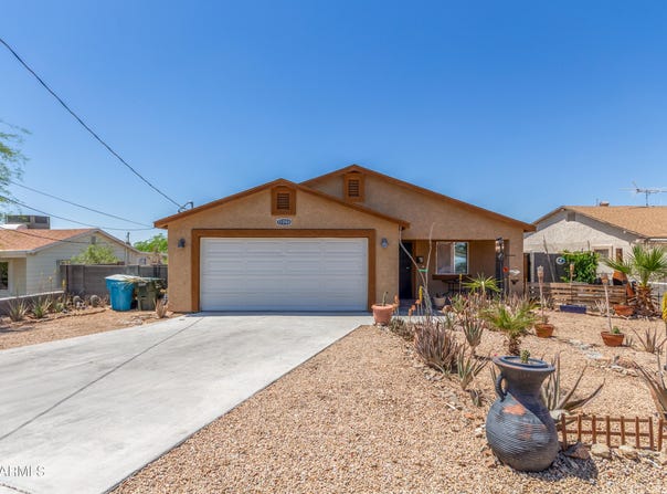 11048 N 16TH Avenue, Phoenix, AZ 85029