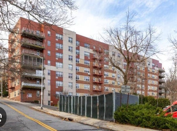 1 Balint Dr, Yonkers, NY 10710