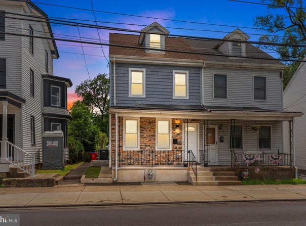 446 POND STREET, BRISTOL, PA 19007