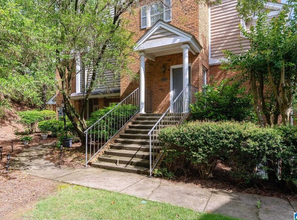1935 WATERFORD PLACE, HOOVER, AL 35244