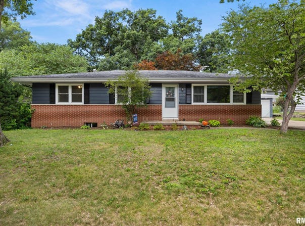3819 N SAYMORE Lane, Peoria, IL 61615