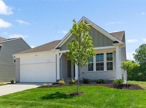 1233 Heathgate Way, Fairborn, OH 46324