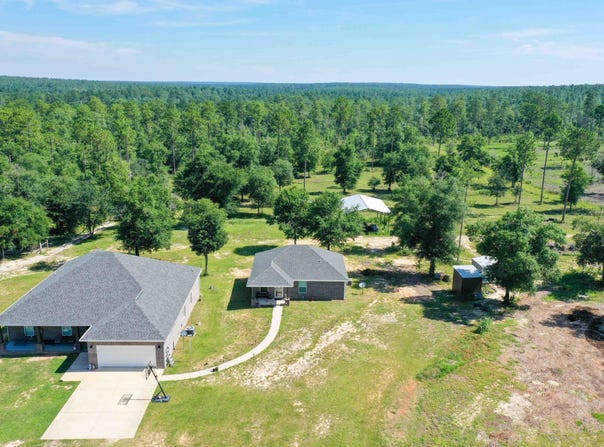 6249 Highway 4, Baker, FL 32531