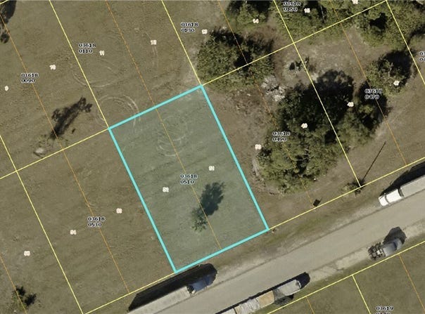 1011 Ceitus Terrace, Cape Coral, FL 33991