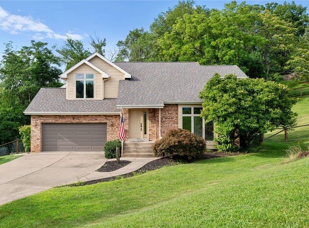 401 Longview Avenue, N Franklin Twp, PA 15301