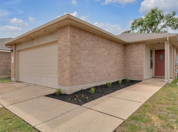 437 Moorhen CV, Leander, TX 78641