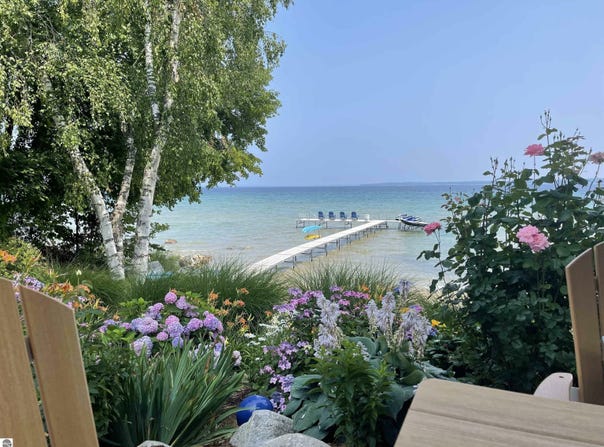 91 S NANAGOSA TRAIL, SUTTONS BAY, MI 49682
