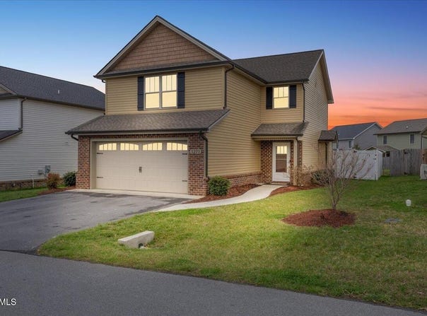 1271 Lemongrass Drive, Jonesborough, TN 37659