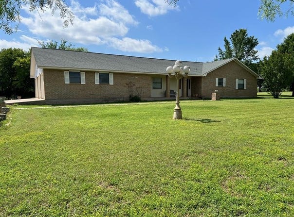 1659 Highway 2861, Comanche, TX 76442