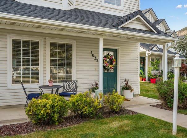 1032 SARA Ln, Ogden, UT 84404