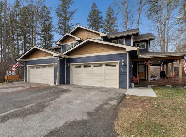23 Cedar Pointe Loop, Columbia Falls, MT 59912