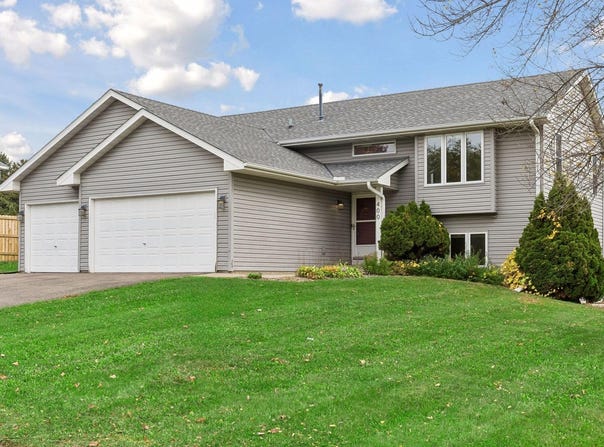 400 Elder Avenue NW, Saint Michael, MN 55376