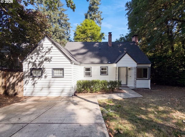 605 ASH St, LakeOswego, OR 97034