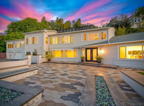 9945 Alto Dr, La Mesa, CA 91941