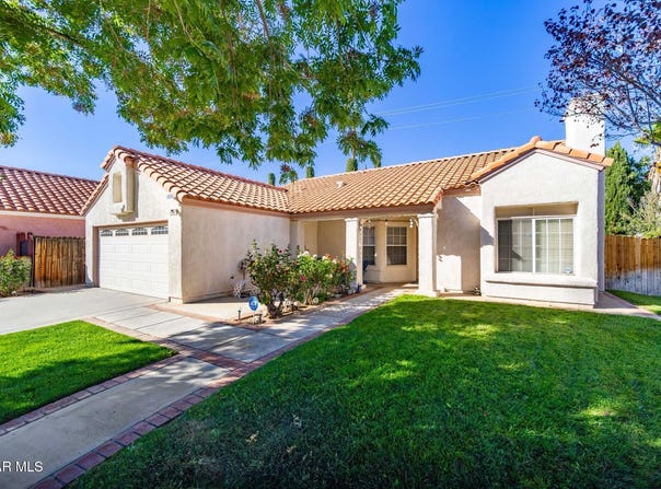 1521 Windsor Place, Palmdale, CA 93551