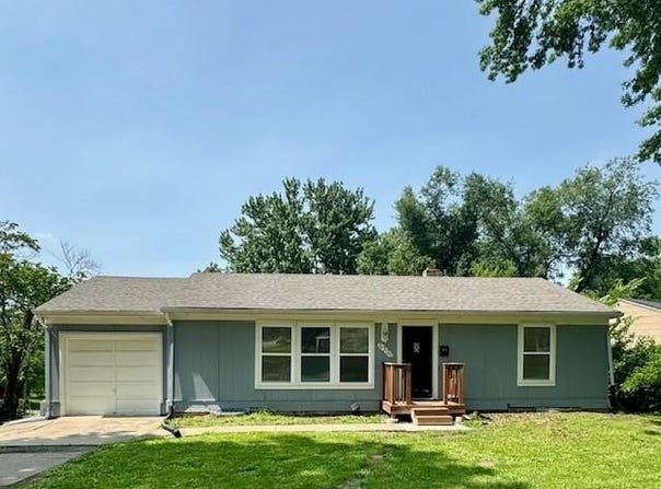 6300 E 149th Street, Grandview, MO 64030
