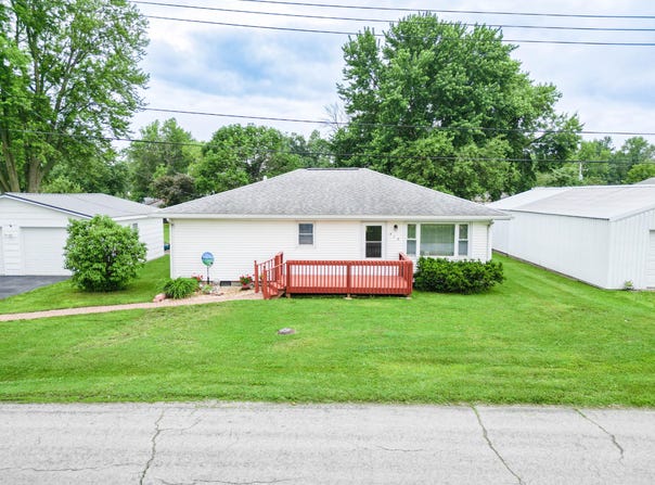 412 W Stone Street, Sturgeon, MO 65284