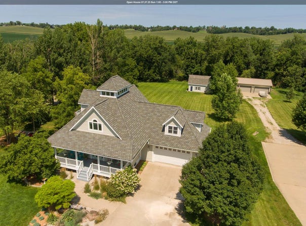 1905 W Olive Street, Marshalltown, IA 50158