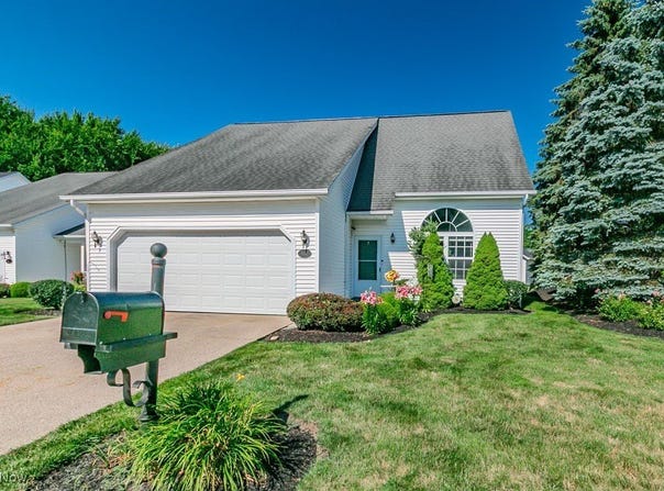 502 Jonquil Lane unit: 47, Madison, OH 44057
