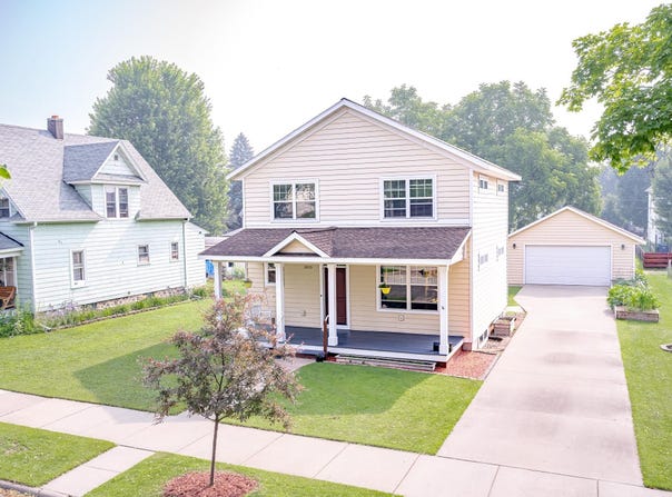 1015 S 5TH AVENUE, Wausau, WI 54401