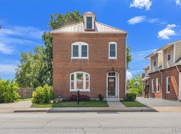202 E 5th Street, Washington, MO 63090