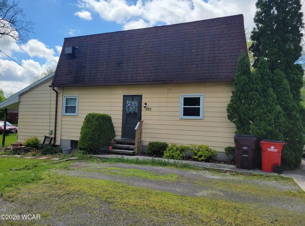 203 E High Avenue, Ada, OH 45810