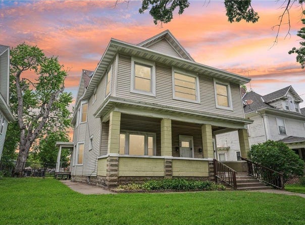 1916 Elliot Avenue, Minneapolis, MN 55404